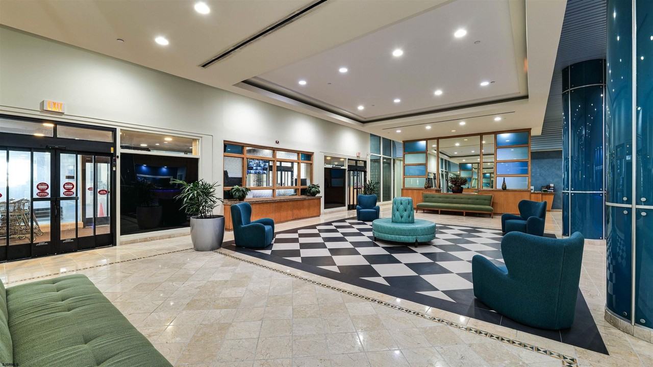 3101 Boardwalk #1401 - Photo 2 of 36