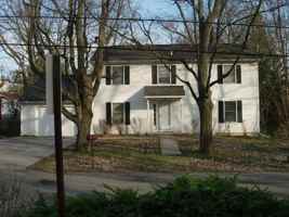 featured image of 1318 Jones Dr #1