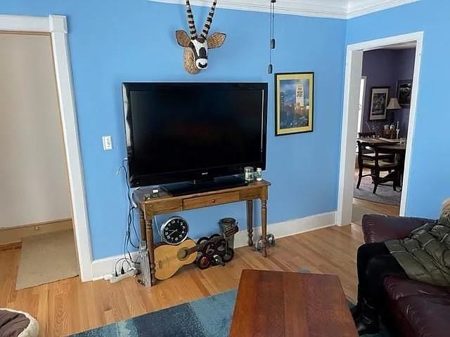 1317 Broadway St #1 - Photo 3 of 20