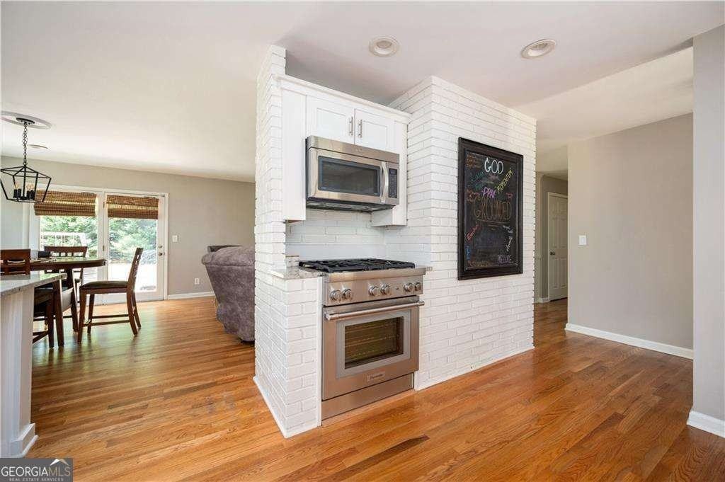 3850 Beya Way - Photo 3 of 18