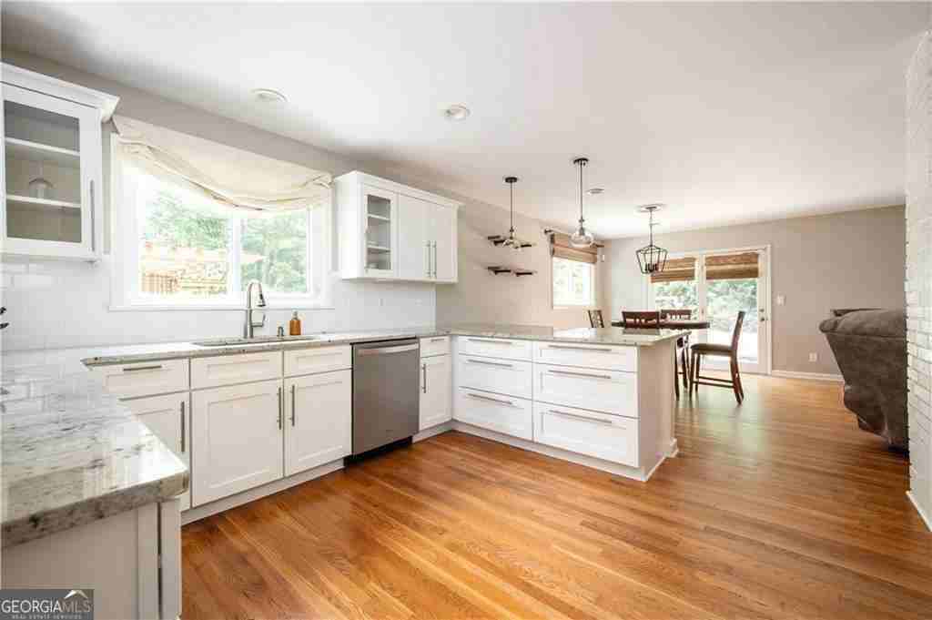 3850 Beya Way - Photo 5 of 18