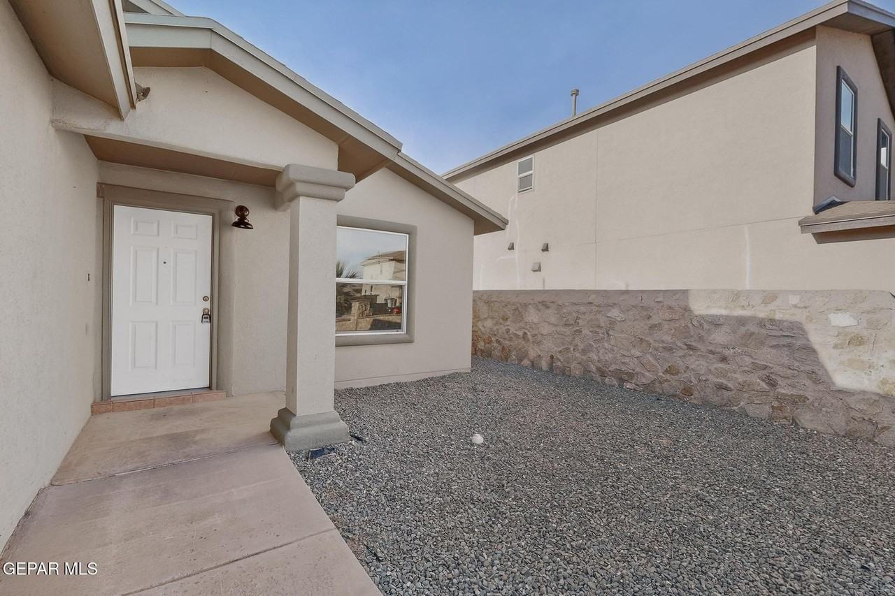 6108 Carole Jeschke Ct - Photo 4 of 42