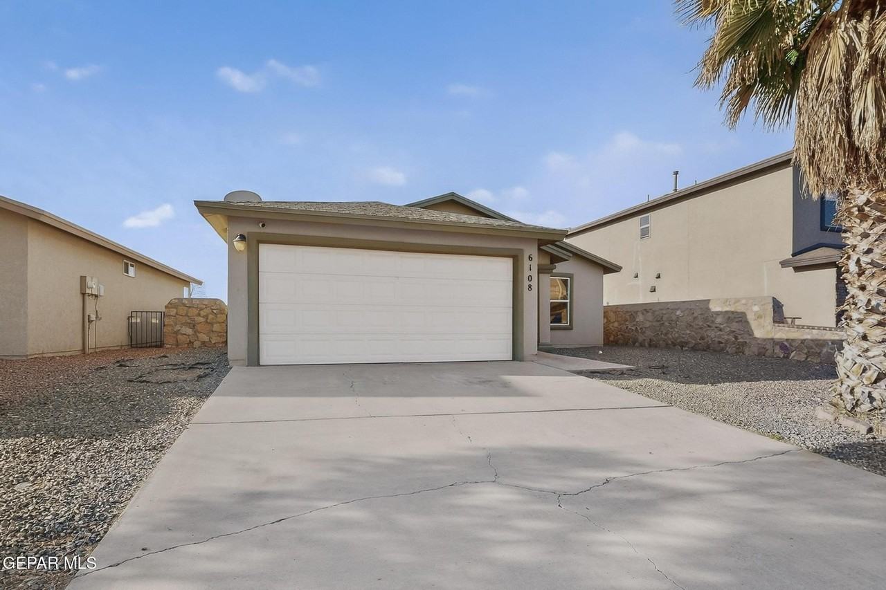 6108 Carole Jeschke Ct - Photo 6 of 42