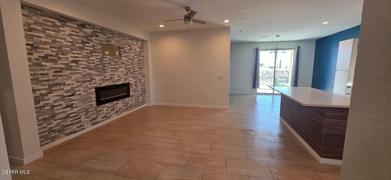 444 Beech Tree Dr - Photo 3 of 14