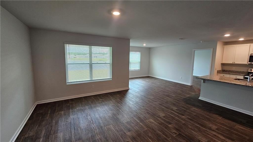 511 Autumns Wood Cir W - Photo 5 of 26