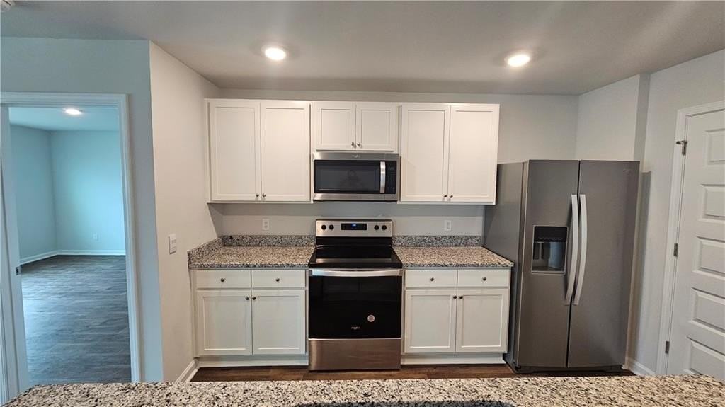 511 Autumns Wood Cir W - Photo 6 of 26