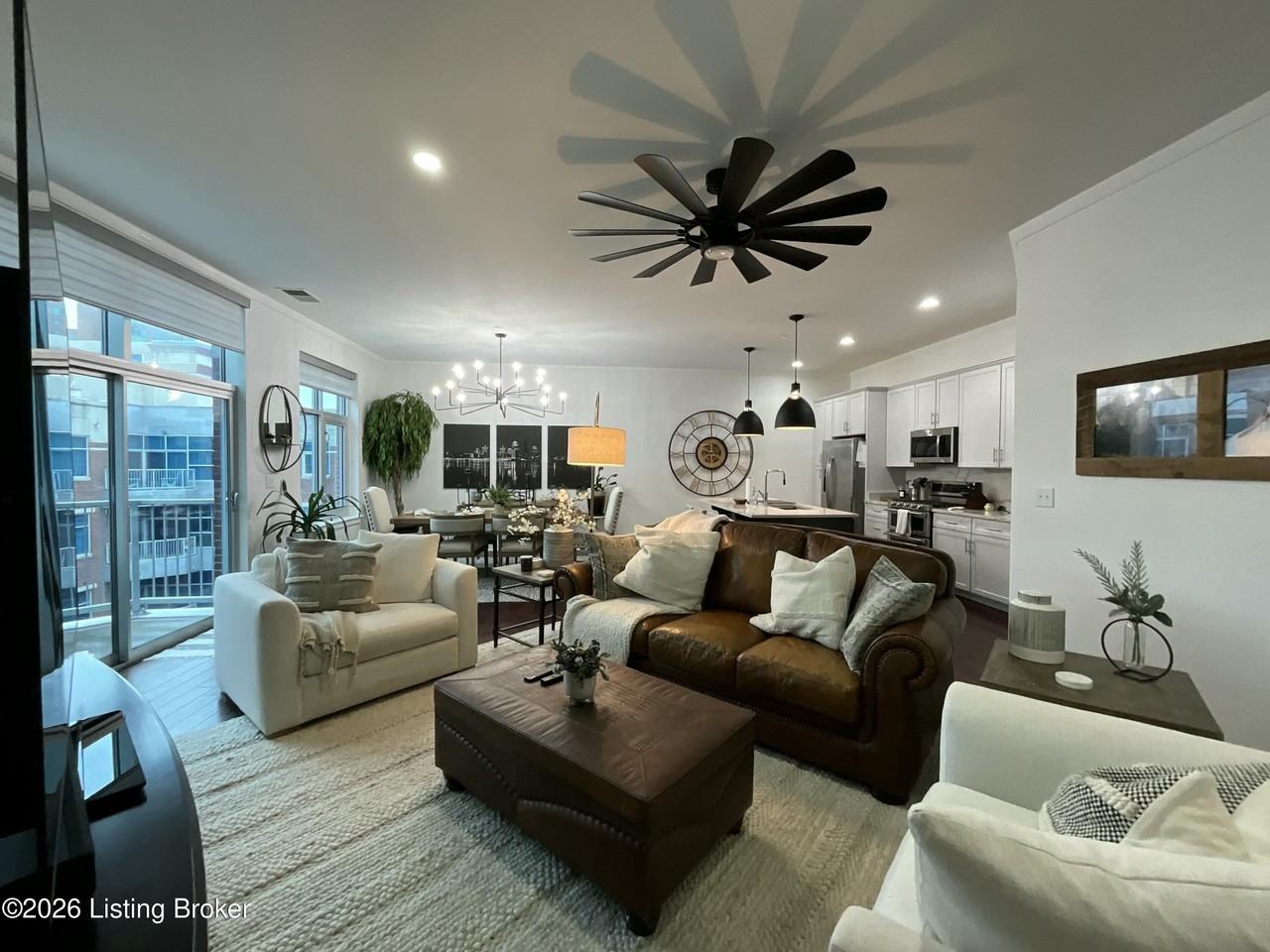 324 E Main St Unit 507