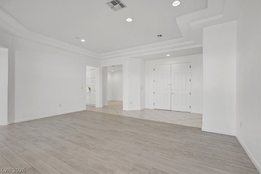 562 Mountain Links Dr - Photo 3 of 26