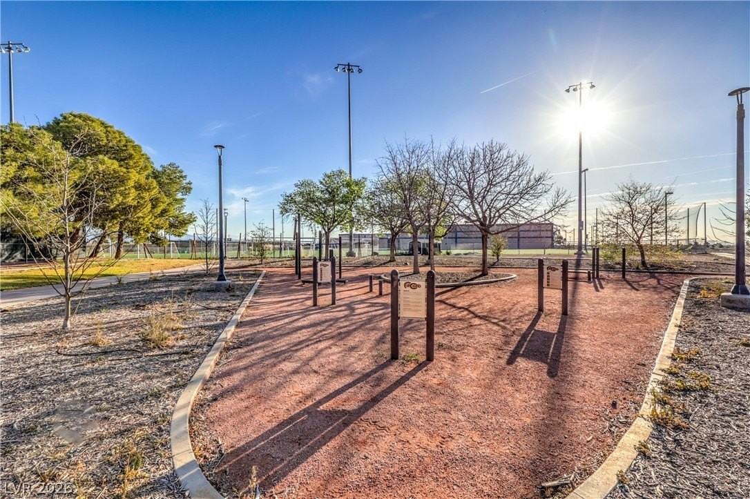 1609 Vespertina Ct - Photo 4 of 43