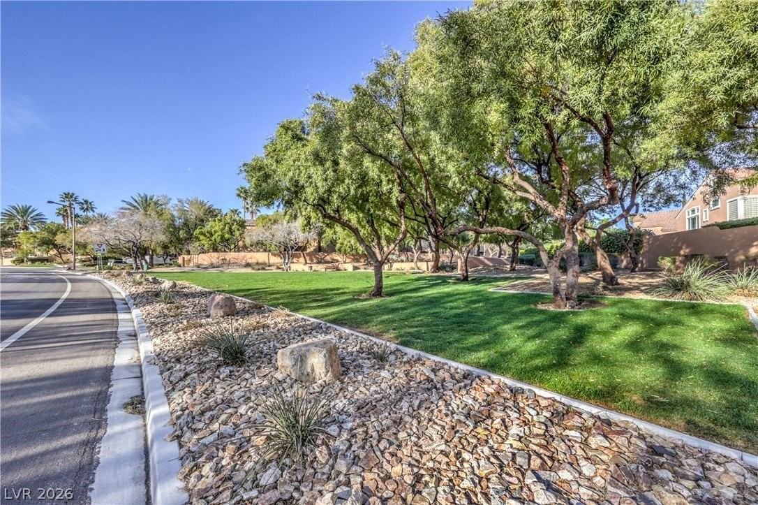 1609 Vespertina Ct - Photo 7 of 43