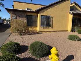 1390 Hialeah Dr #A - Photo 1 of 1