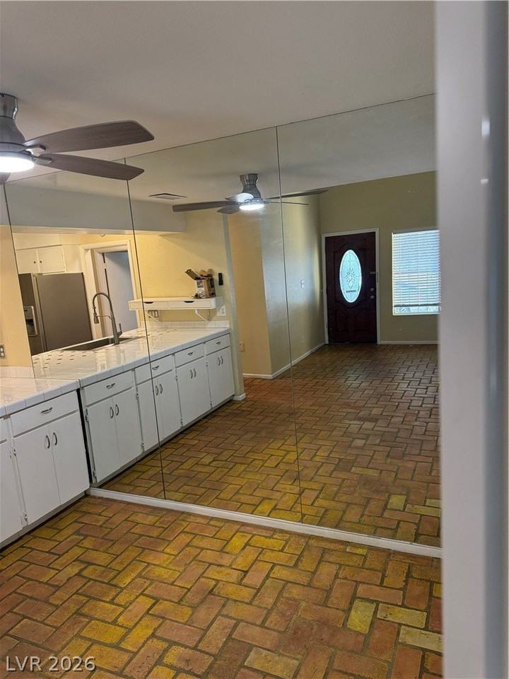 1390 Hialeah Dr #A - Photo 6 of 29