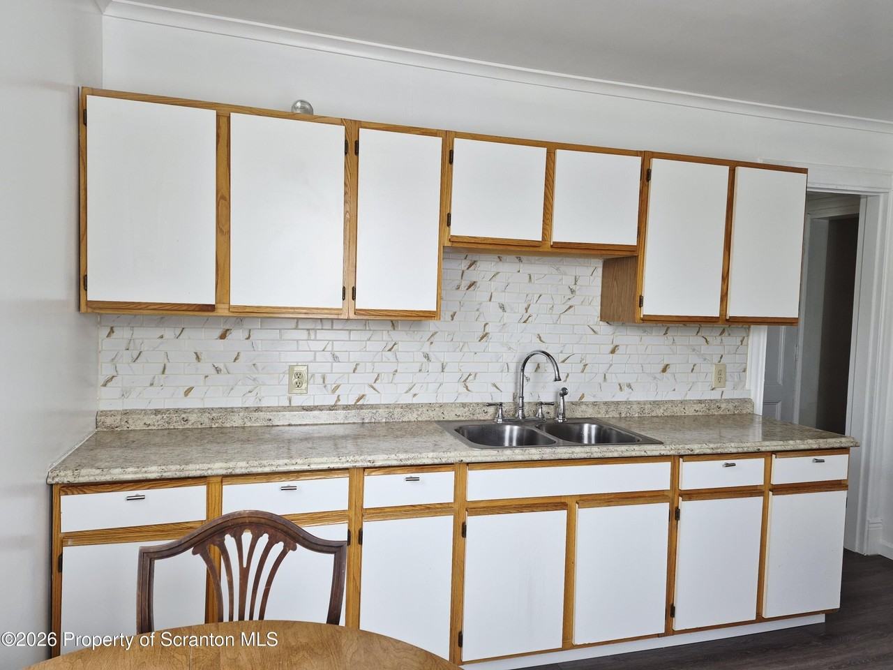 109 Salem Ave Unit 2fl - Photo 4 of 16