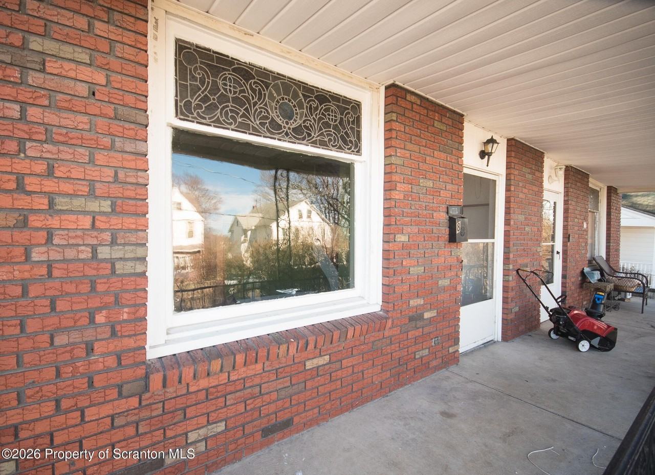 8 Stout St - Photo 2 of 25