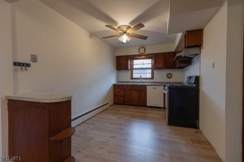 318 Kennedy Dr - Photo 7 of 16