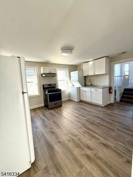 149 S Bridge St - Photo 3 of 22