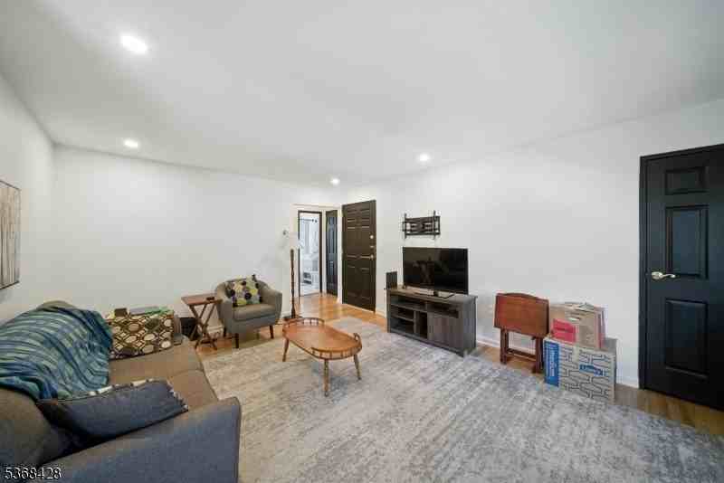 19 Savage Rd U24 C8 - Photo 6 of 25