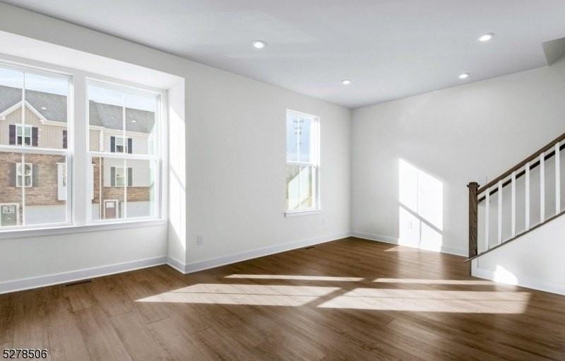 11 Peckwell St - Photo 7 of 22