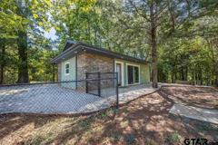 690 Royal Dr S - Photo 1 of 1