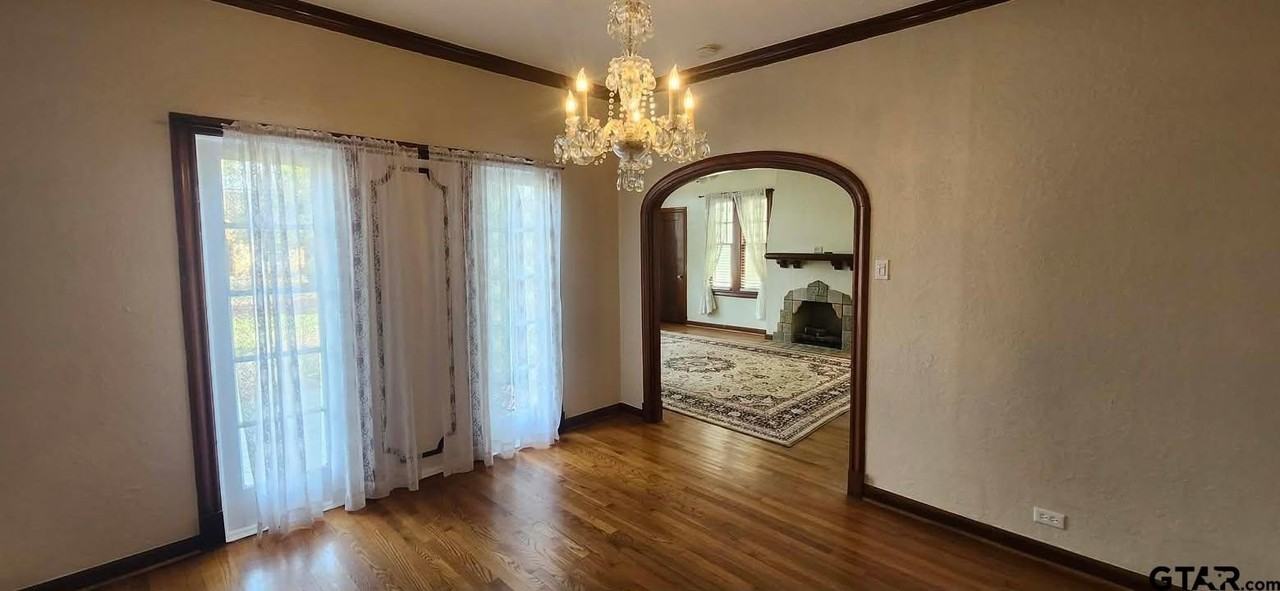 314 Mockingbird Ln - Photo 6 of 8