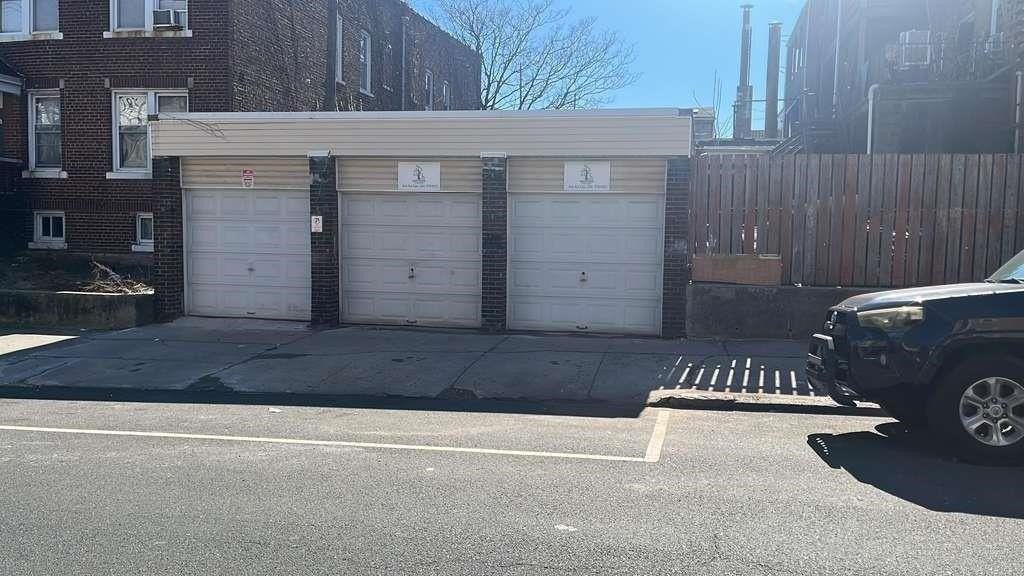 1106 Avenue C #2 - Photo 2 of 2