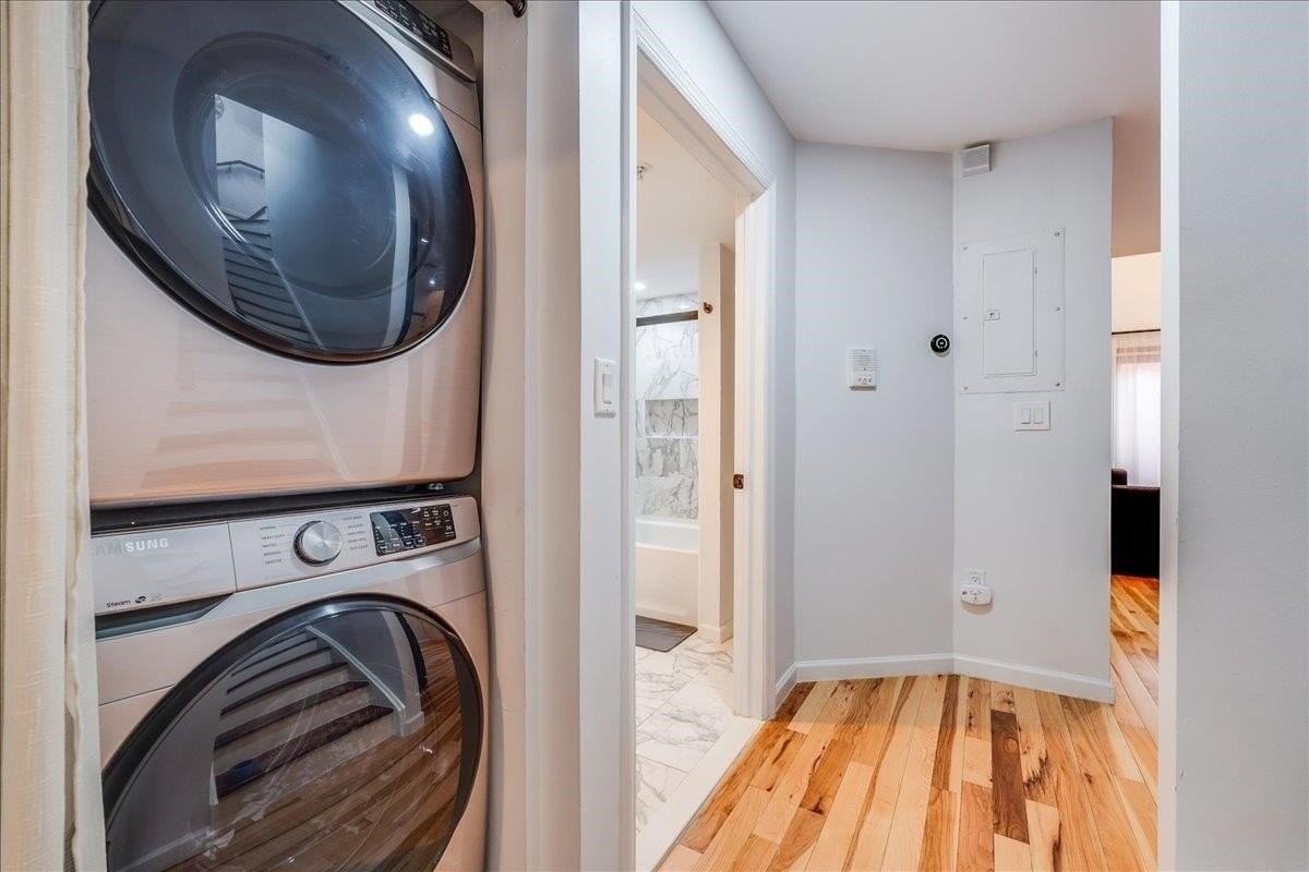 416 63rd St #2C - Photo 3 of 20