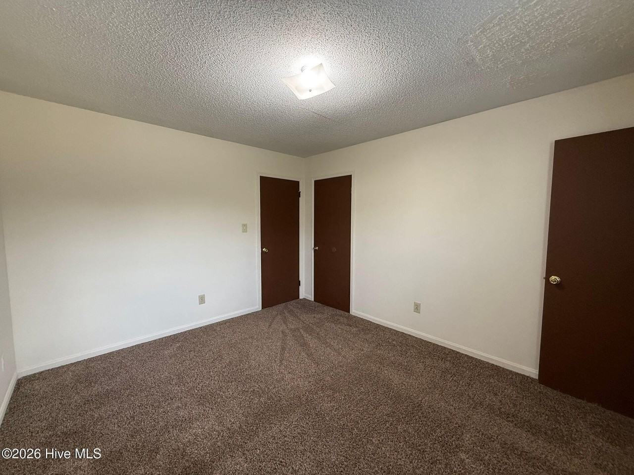 211 Appaloosa Dr - Photo 4 of 7