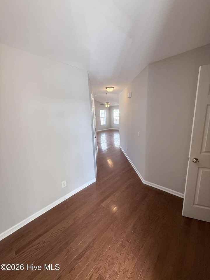 2225 Locksley Woods Dr Apt E - Photo 2 of 17