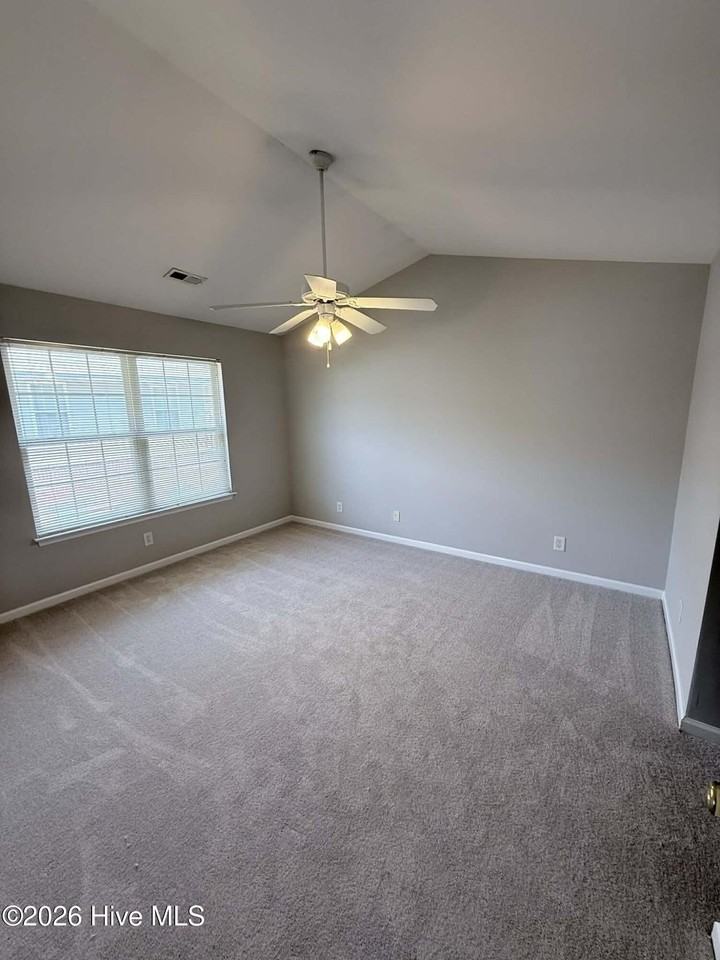 2225 Locksley Woods Dr Apt E - Photo 6 of 17