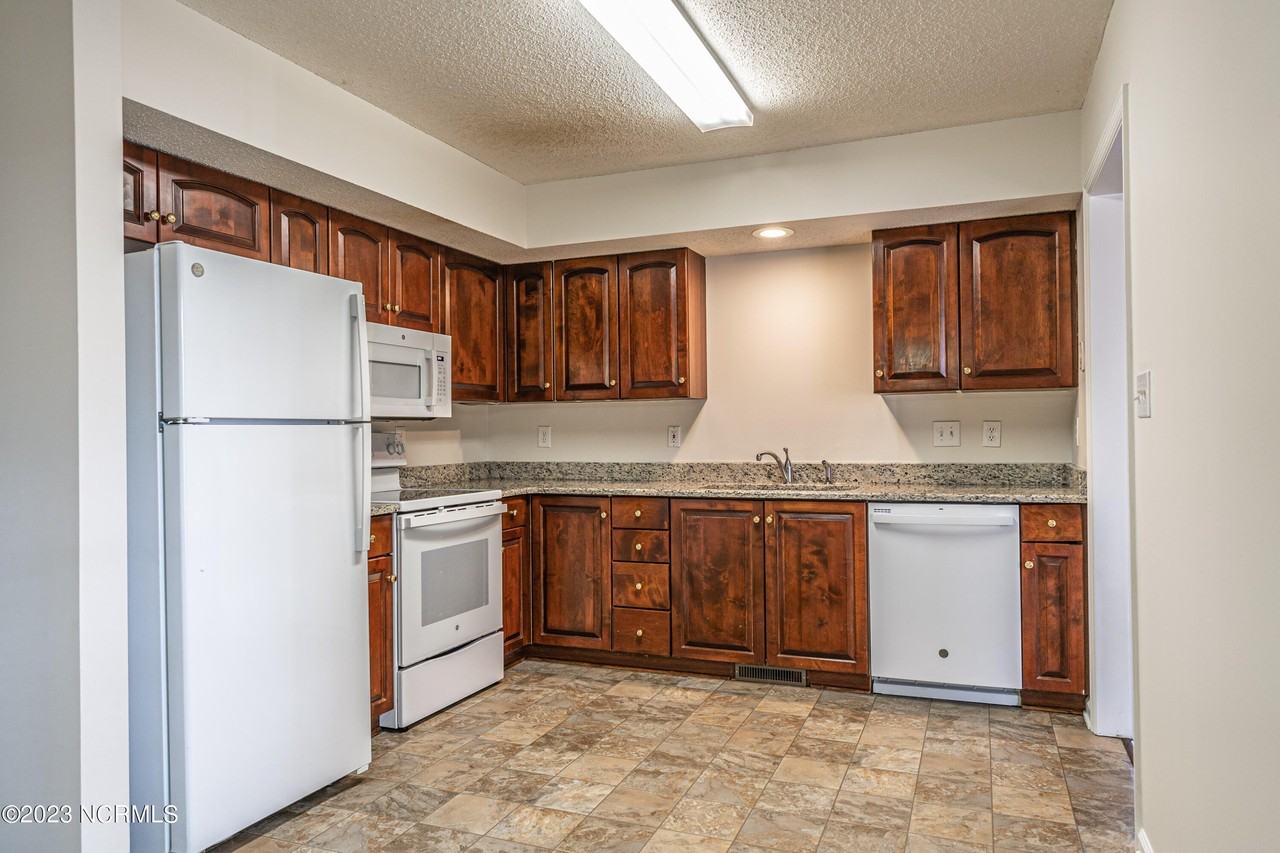 22 La Quinta Loop - Photo 6 of 22