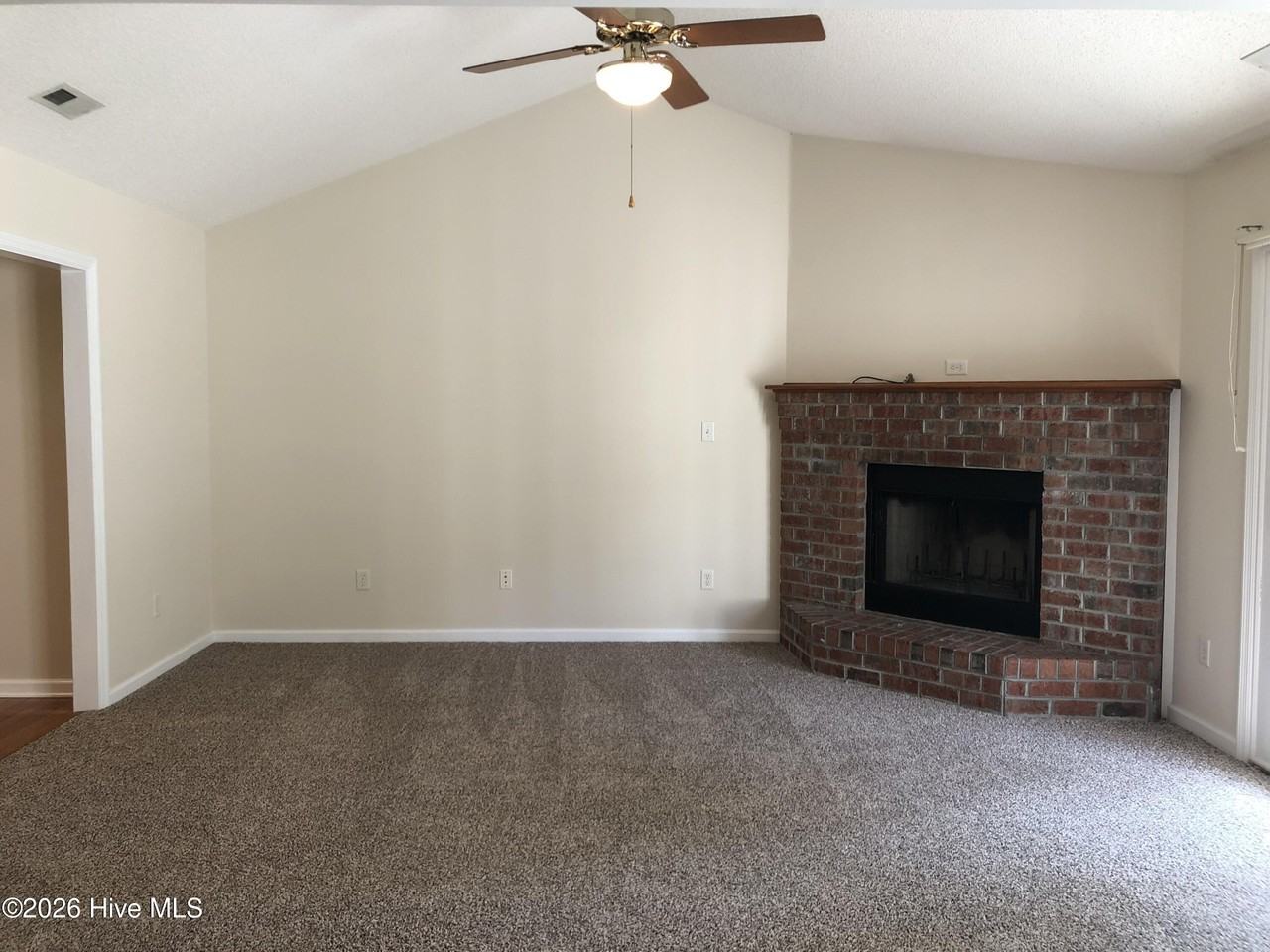 415 Celtic Ash St - Photo 5 of 14