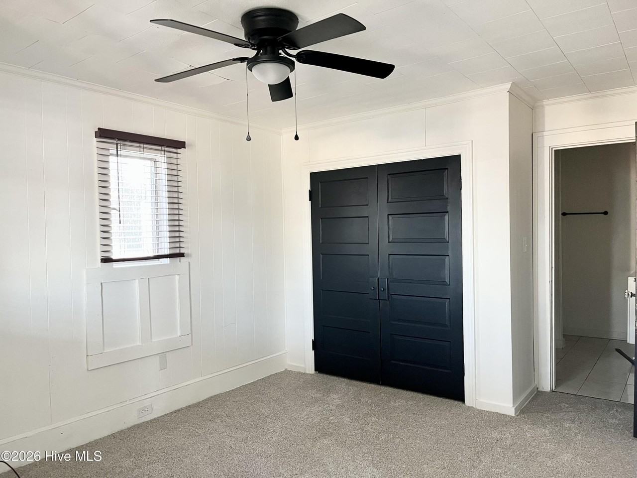 741 Riverside Ave Apt A - Photo 4 of 10