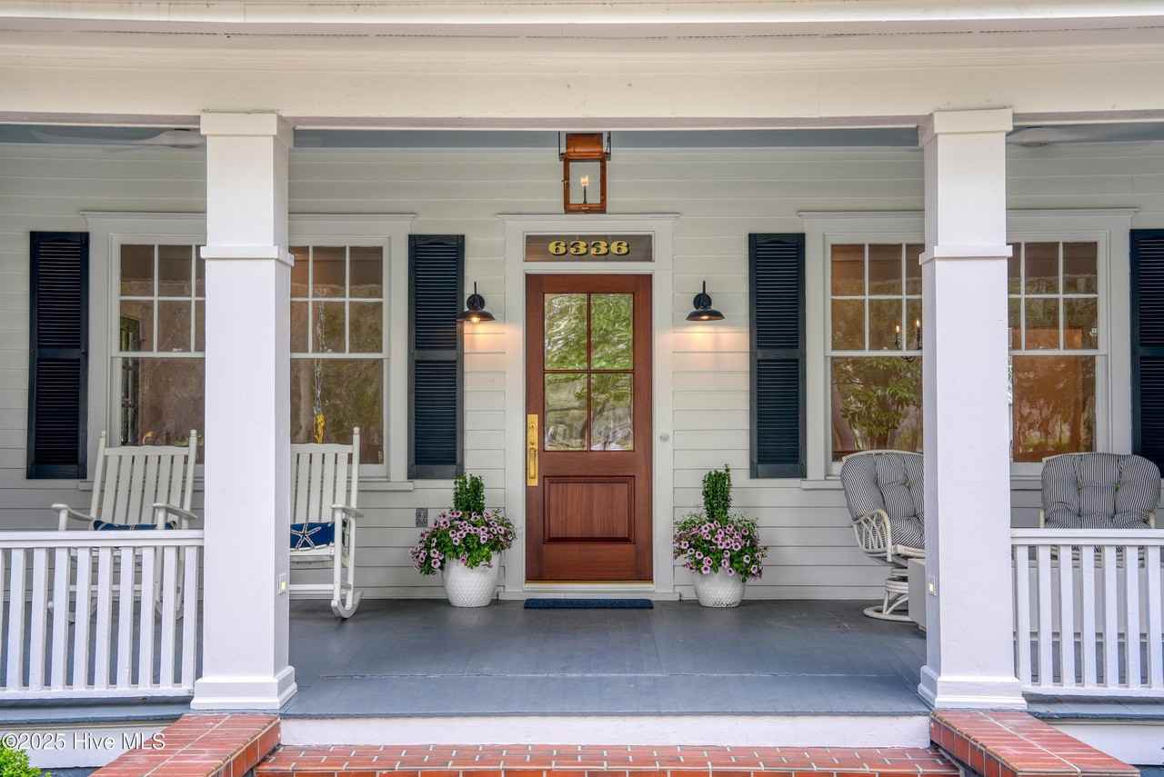 6336 Greenville Sound Rd - Photo 2 of 37