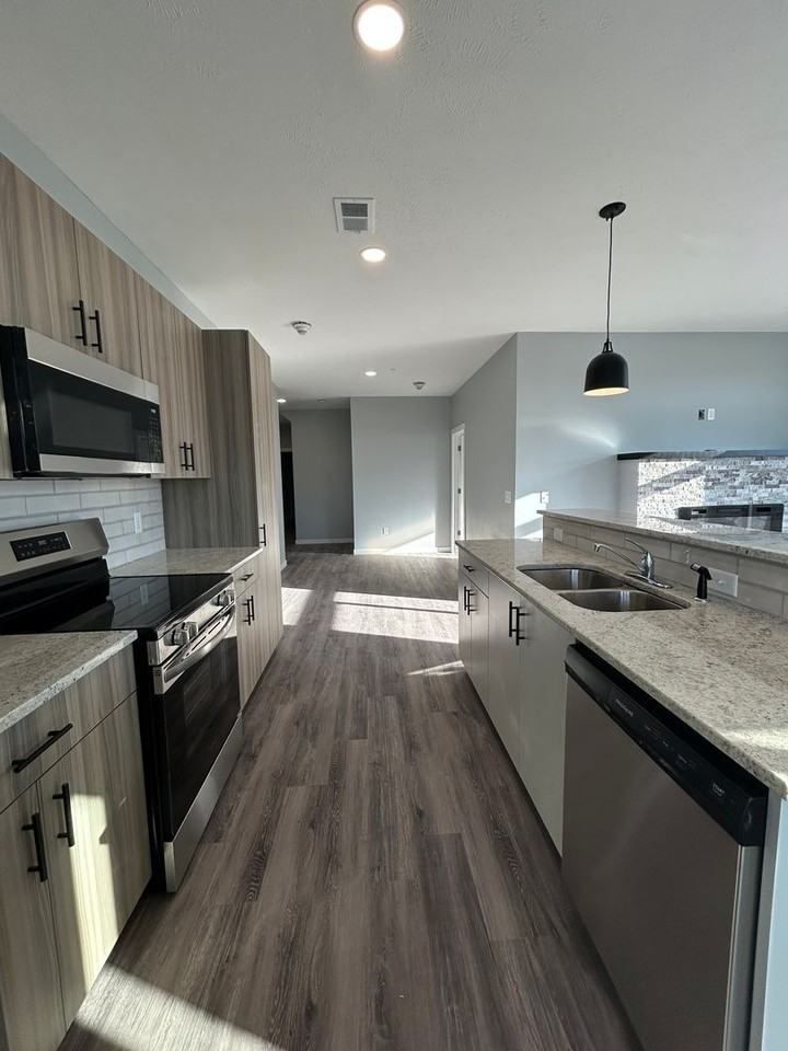 Mile High Investments (2724 Silver St.) - Photo 7 of 45