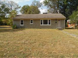 featured image of 2325 Maplewood Dr