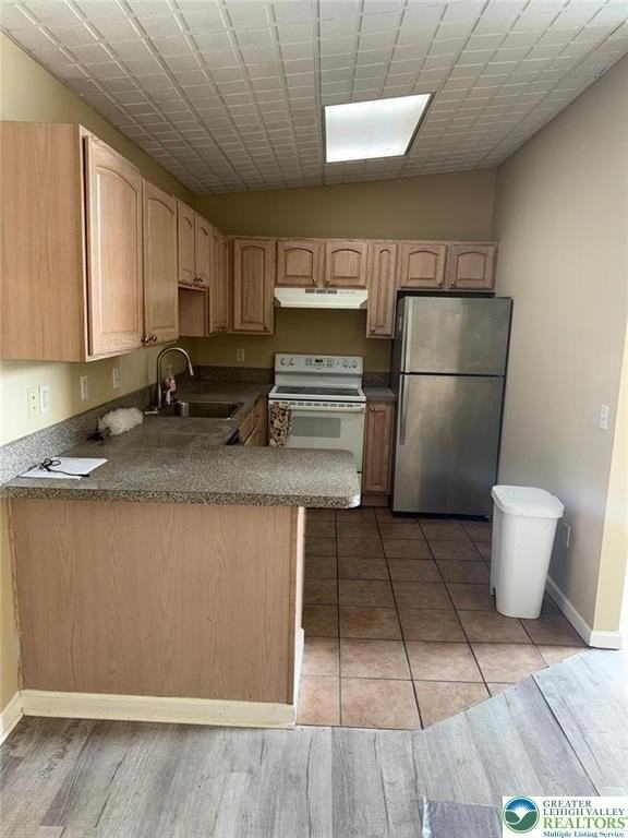 252 Harris St Unit B2 - Photo 4 of 16