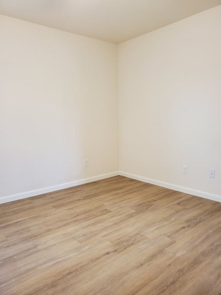 323 Cedar Cove Ln #101 - Photo 6 of 23