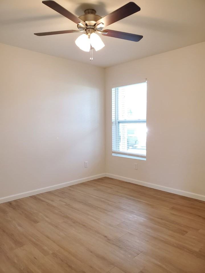 323 Cedar Cove Ln #101 - Photo 7 of 23