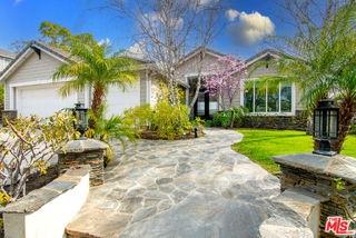 7526 Wiscasset Dr - Photo 2 of 8