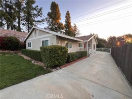 featured image of 4318 Alta Canyada Rd