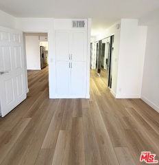 10390 Wilshire Blvd #709 - Photo 6 of 8