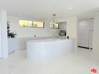 22548 Pacific Coast Hwy #203 - Photo 5 of 8