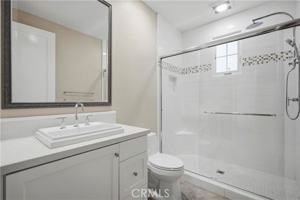 featured image of 100 Viano