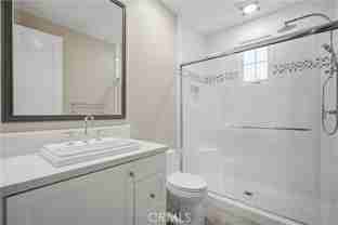 100 Viano - Photo 1 of 1