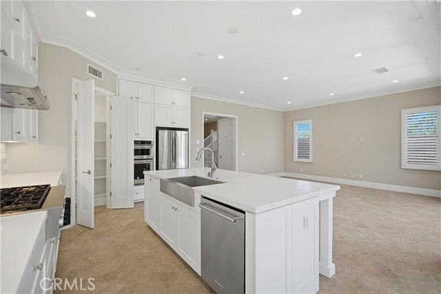 100 Viano - Photo 2 of 8