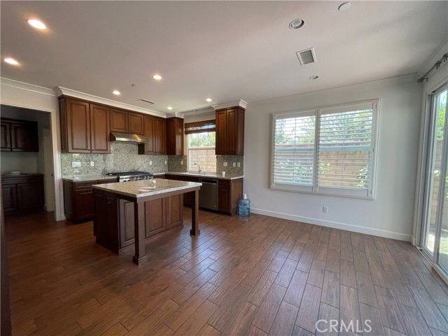 123 Stallion - Photo 4 of 8