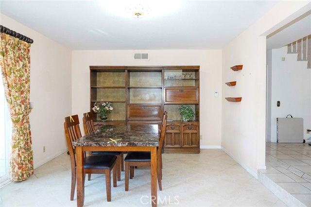 9901 Westhaven Cir - Photo 4 of 8