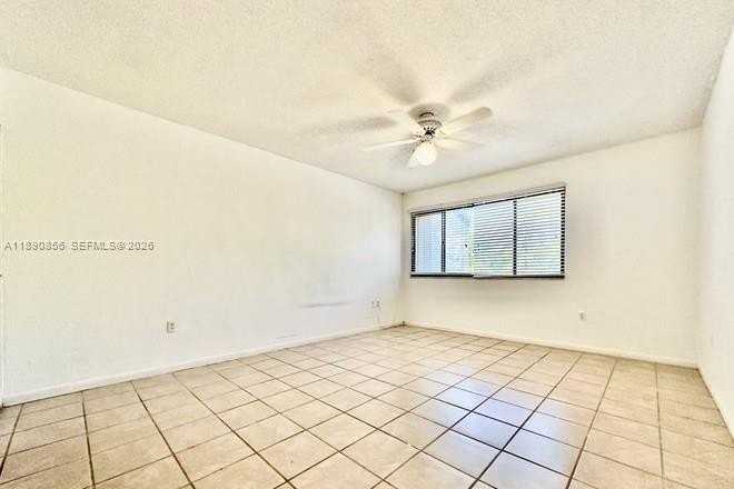 2816 Sw 14th Dr #2816 - Photo 6 of 11