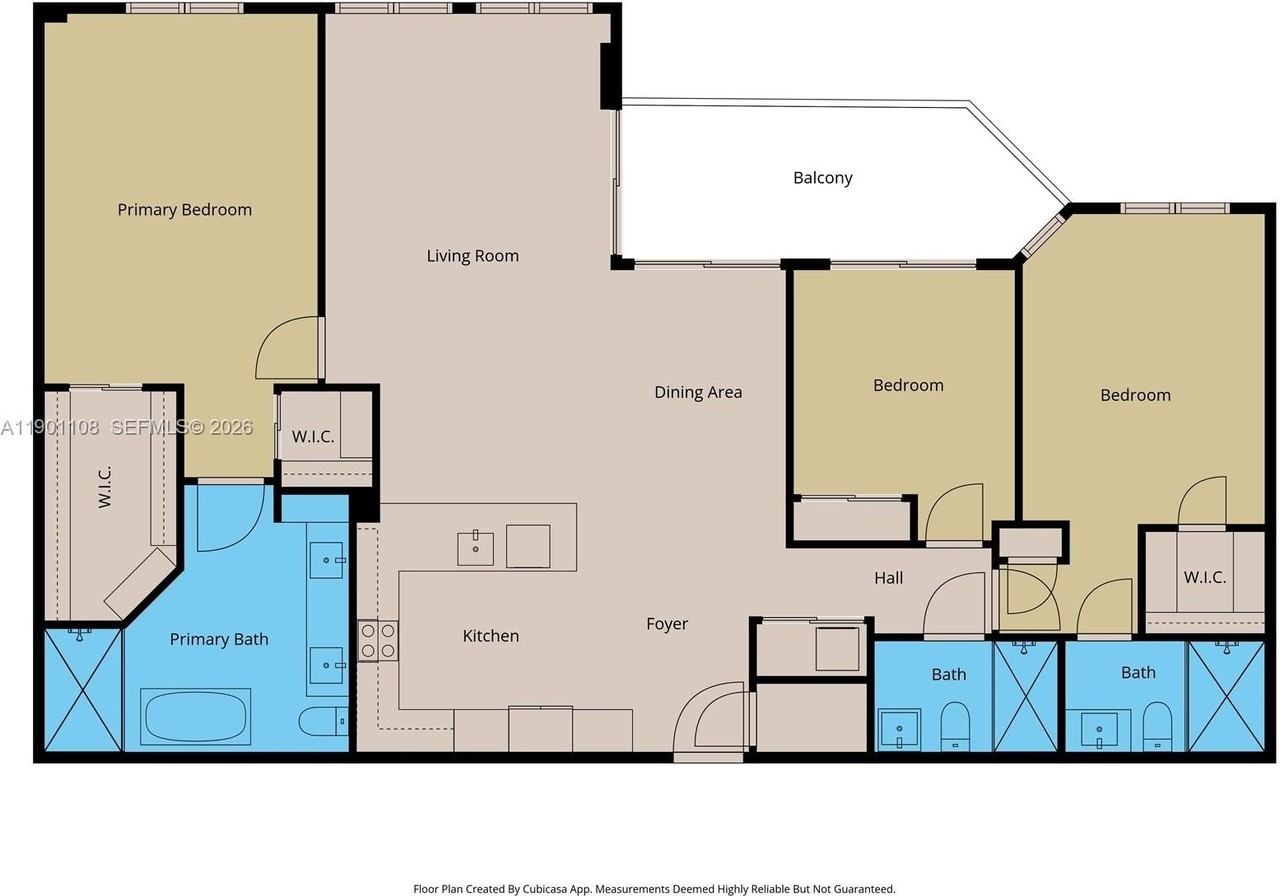 19900 E Country Club Dr #1003 - Photo 2 of 23