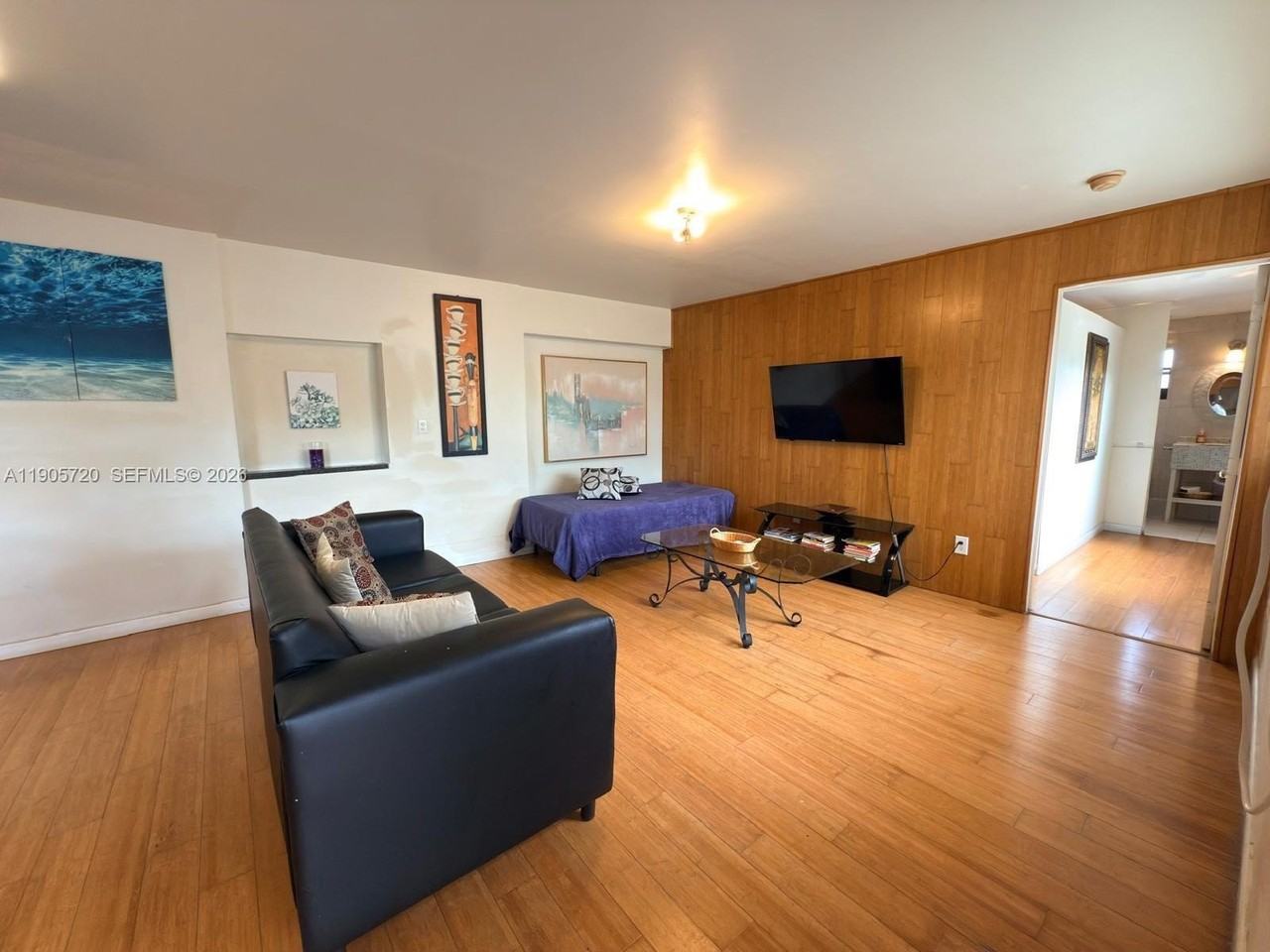 11460 Nw 37th St #11460 - Photo 2 of 21